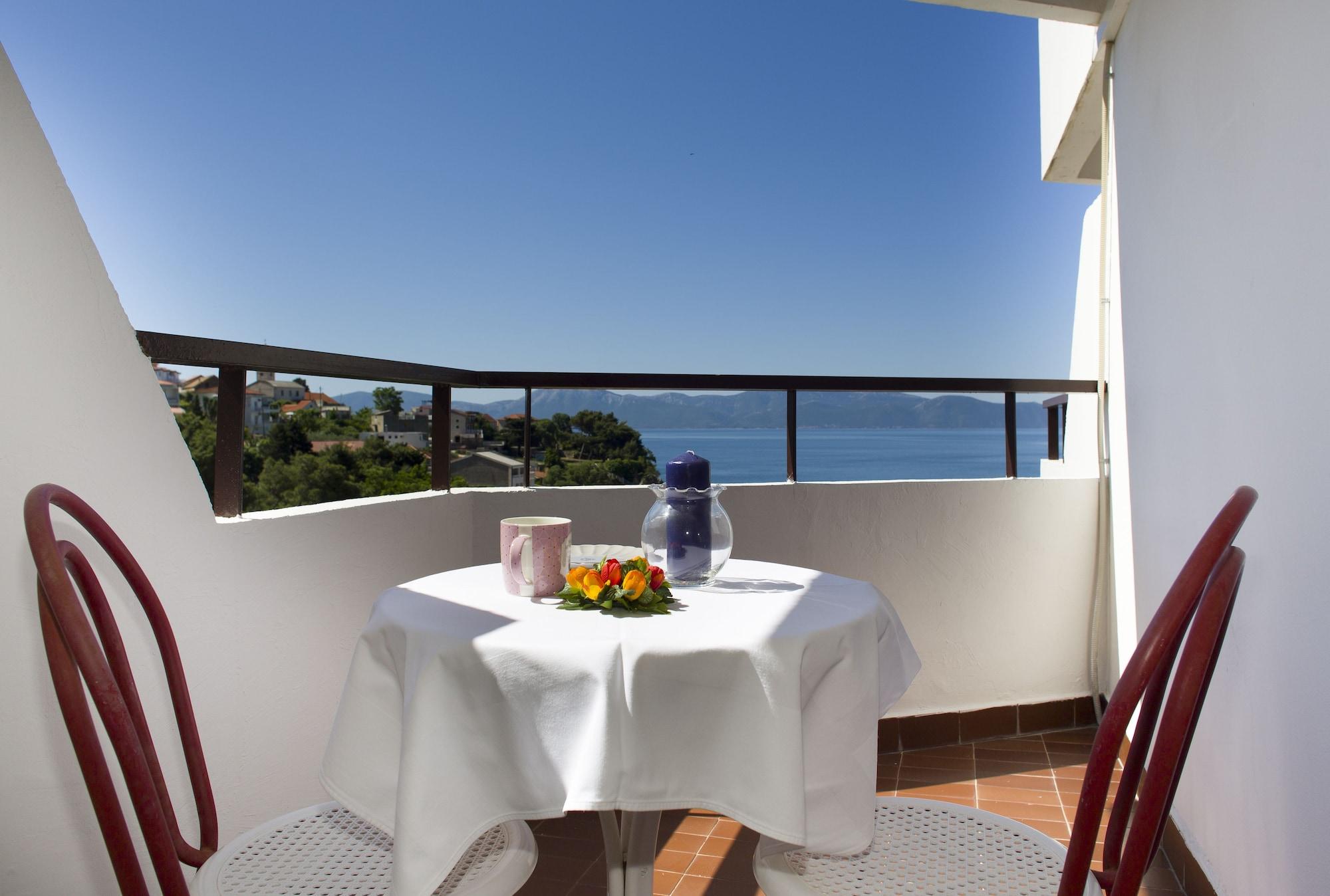 Hotel Laguna グラダツ エクステリア 写真