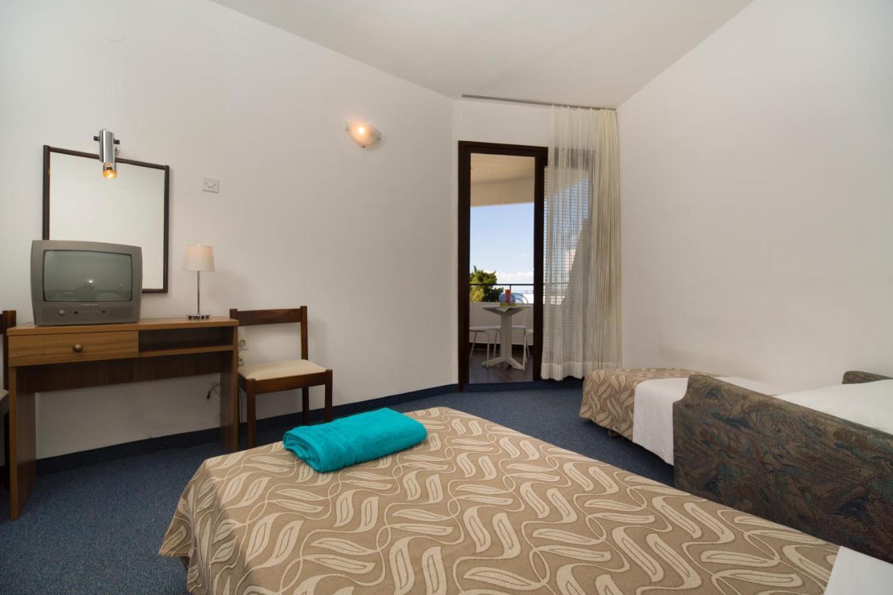 Hotel Laguna グラダツ エクステリア 写真
